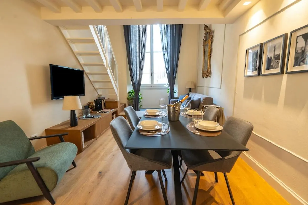 Apartment Maison Luxury Suite - Duomo Florence Italy
