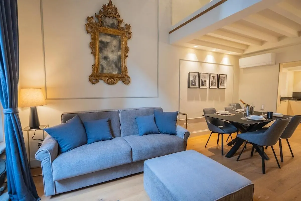 Maison Luxury Suite - Duomo Florence Apartment